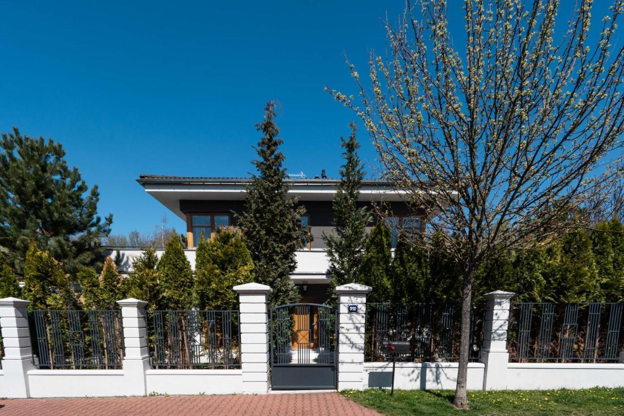 Serenity Prague Villa With Garden Jacuzzi 外观 照片